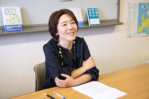 村上あかね教授の研究室にて-エナゴ